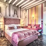 Arte' Boutique Hotell